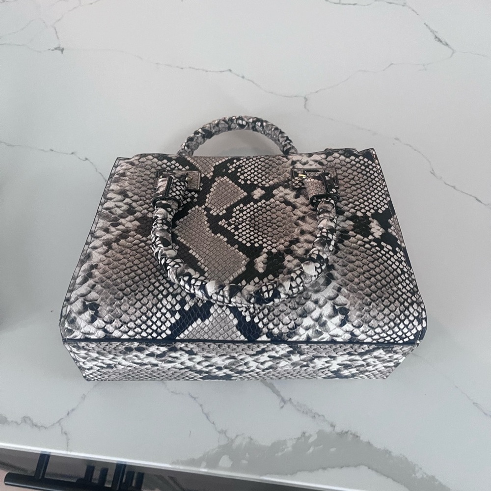 Gianni Bini handbag